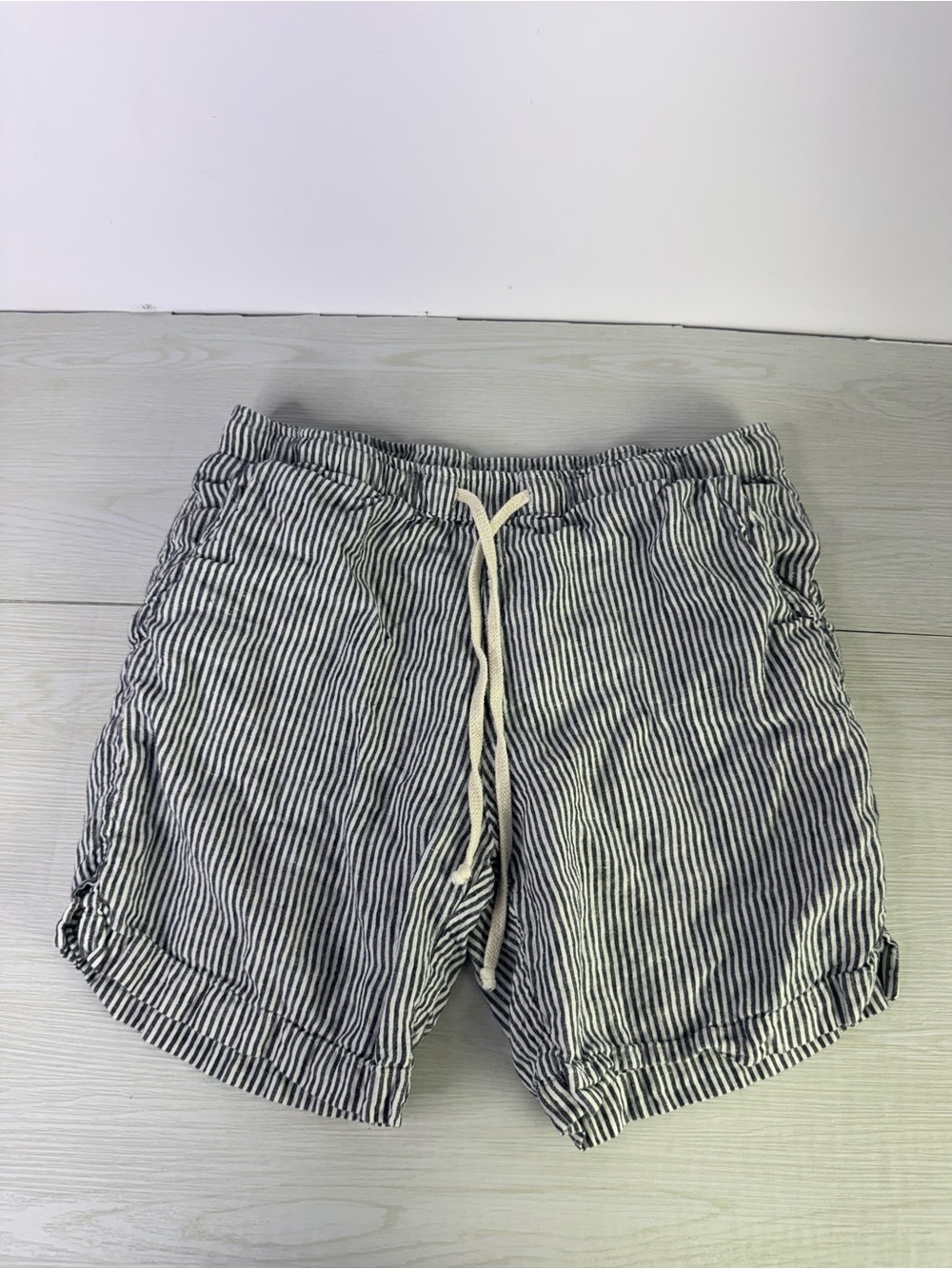 Alex Crane Bo short - Striped linen - Navy & White